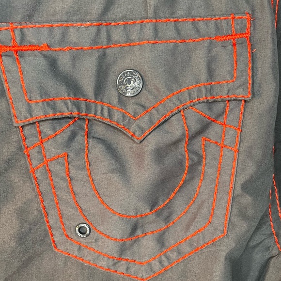 True Religion swim shorts 34 - Picture 8 of 11